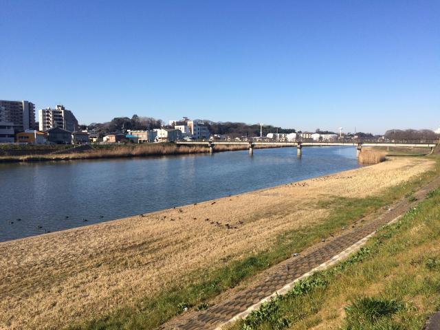 桜川に架かる人道橋「匂橋」